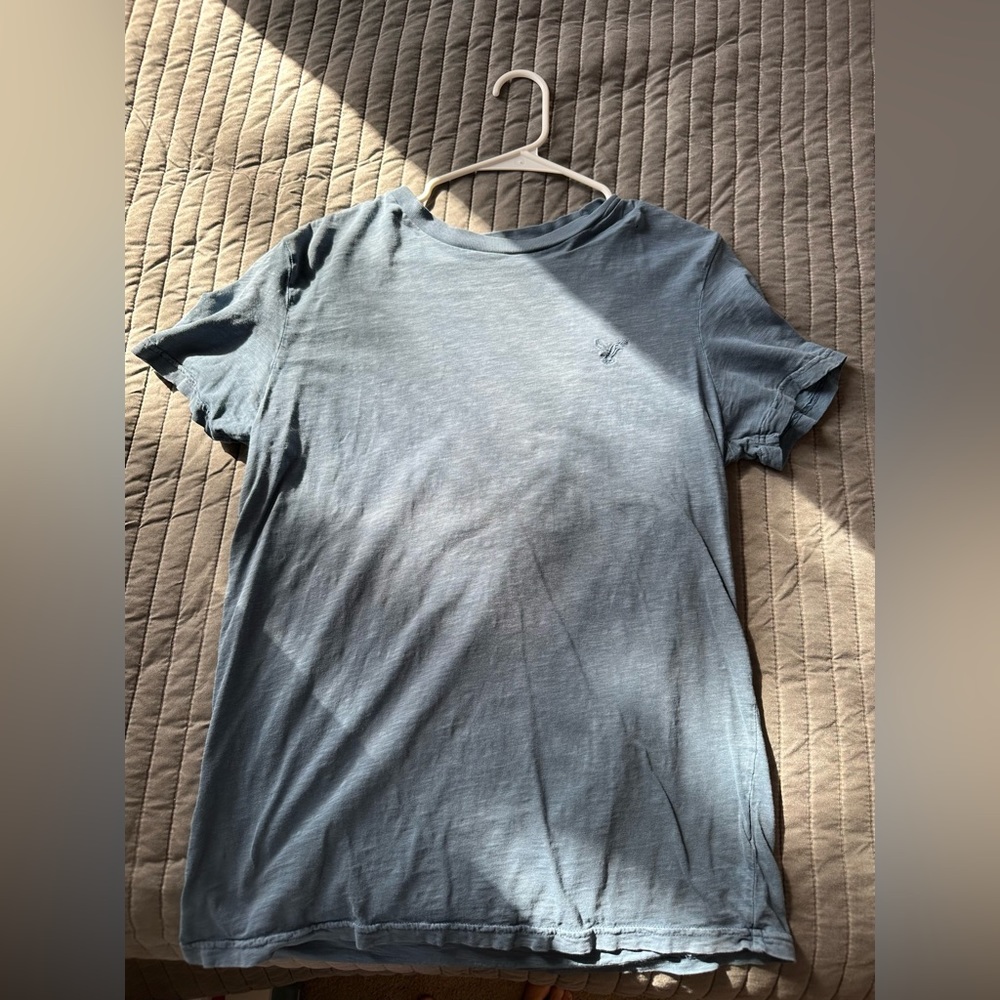 blue american eagle shirt size medium